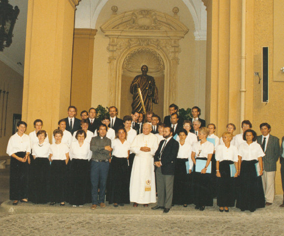 Le Choeur mixte avec JPaul II 1990
